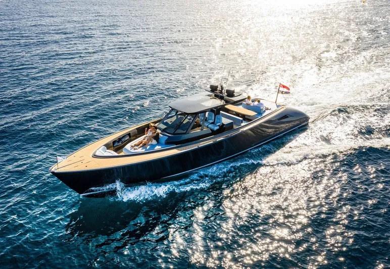  Yacht Photos Pics Manufacturer Provided Image