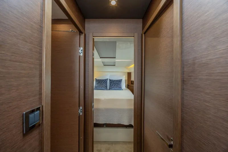  Yacht Photos Pics 2019 Prestige 460 - Image 49