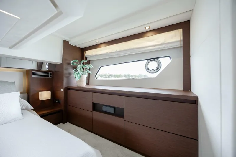  Yacht Photos Pics 2019 Prestige 460 - Image 41
