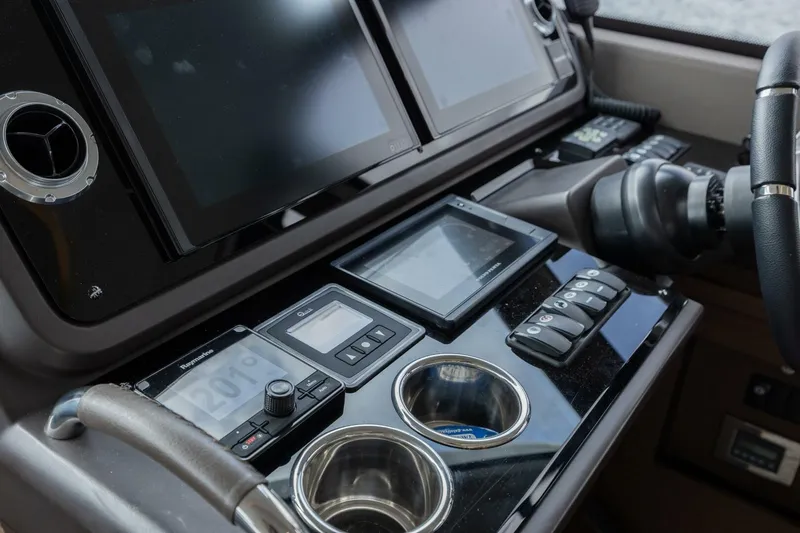  Yacht Photos Pics 2019 Prestige 460 - Image 31