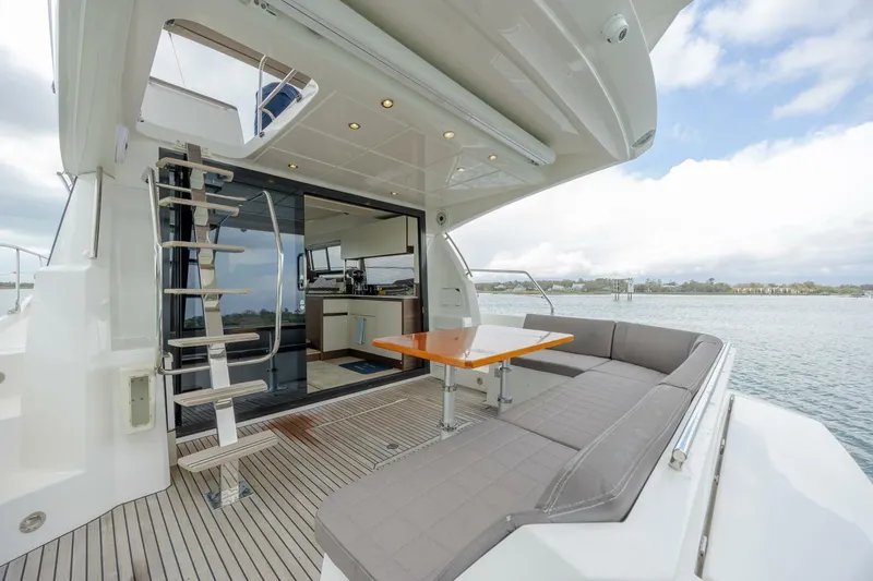  Yacht Photos Pics 2019 Prestige 460 - Image 11