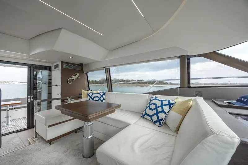  Yacht Photos Pics 2019 Prestige 460 - Image 22