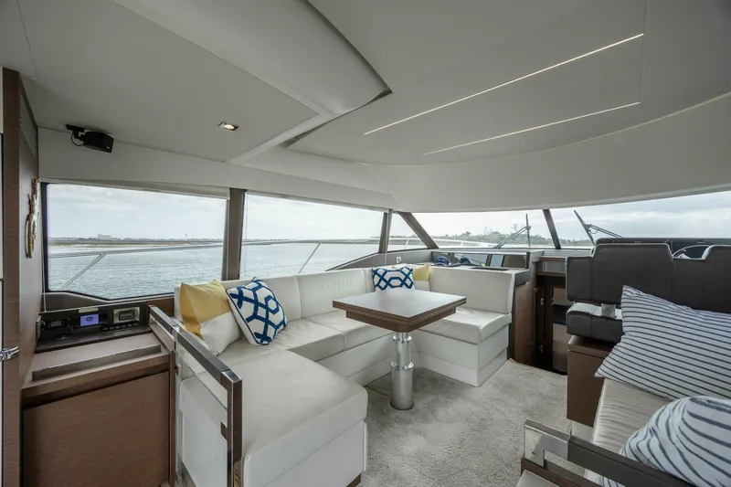  Yacht Photos Pics 2019 Prestige 460 - Image 23