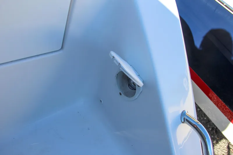  Yacht Photos Pics Close-up of 2021 Sea Hunt Ultra 275 SE boat interior detail.