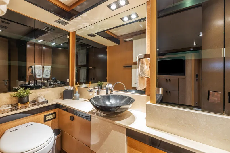 Izumi Yacht Photos Pics Luxurious bathroom on a 2008 Palmer Johnson 120 Sports Cruiser yacht.