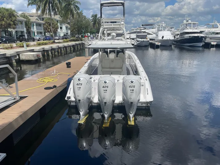 Ripple Yacht Photos Pics 