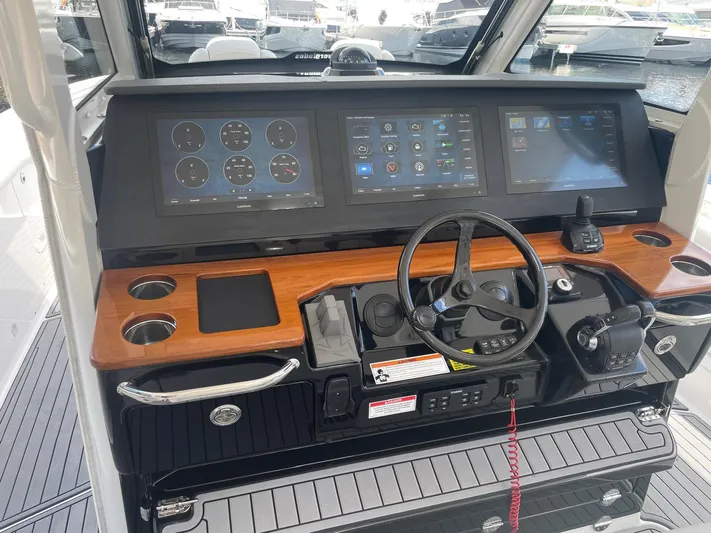 Ripple Yacht Photos Pics 