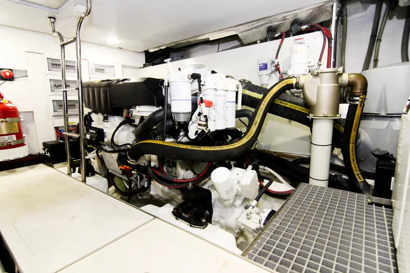 Bugsy Yacht Photos Pics 