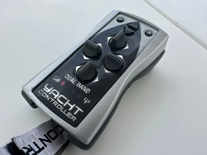 Bugsy Yacht Photos Pics 