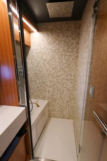 Mas Que Nada Yacht Photos Pics Luxurious bathroom in 2021 Greenline OceanClass 68 yacht with modern design and elegant finishes.