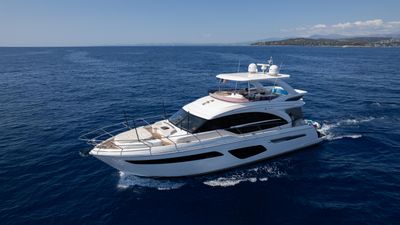 Yacht