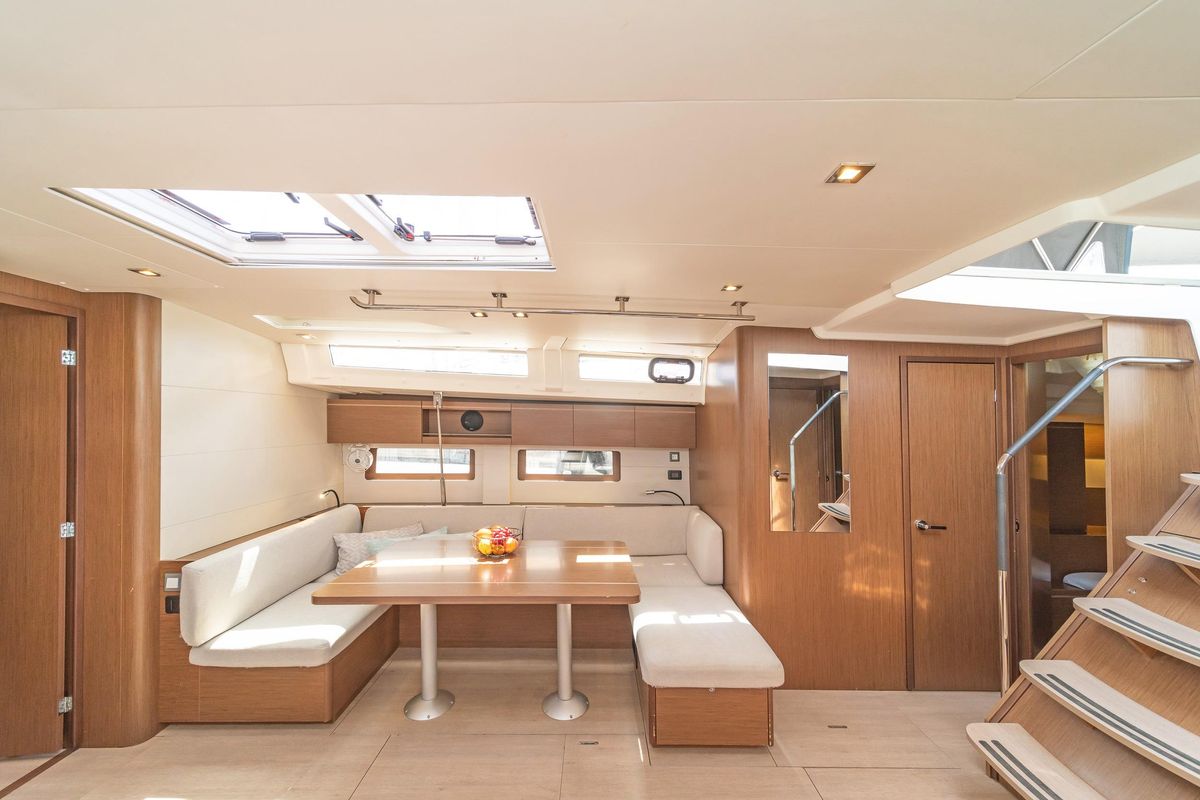 2024 Beneteau 49 