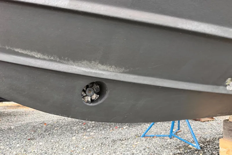  Yacht Photos Pics 2014 Pursuit S 280 Sport boat hull with visible propeller detail.