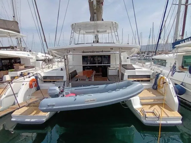 Icarus Yacht Photos Pics Lagoon 50