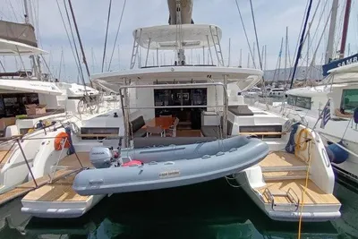Lagoon 50