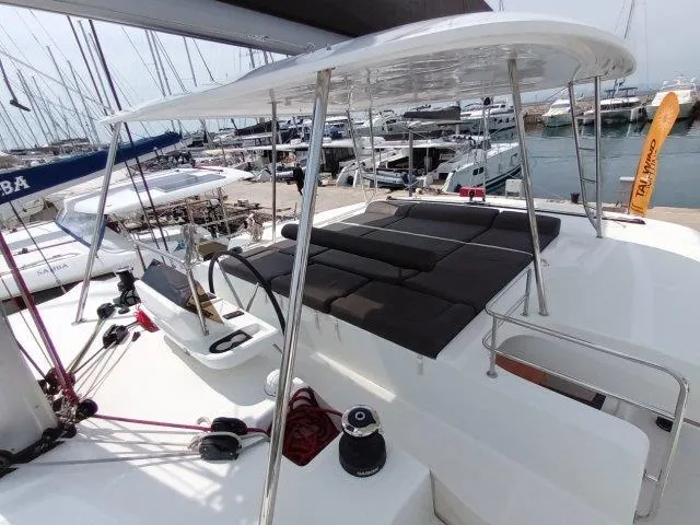 Icarus Yacht Photos Pics Lagoon 50