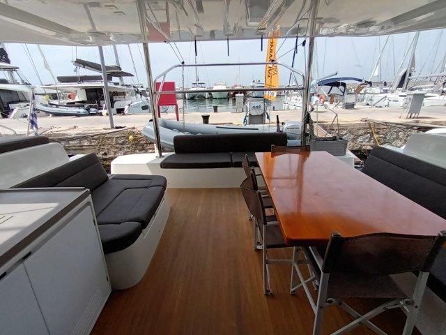 2022 Lagoon 48 