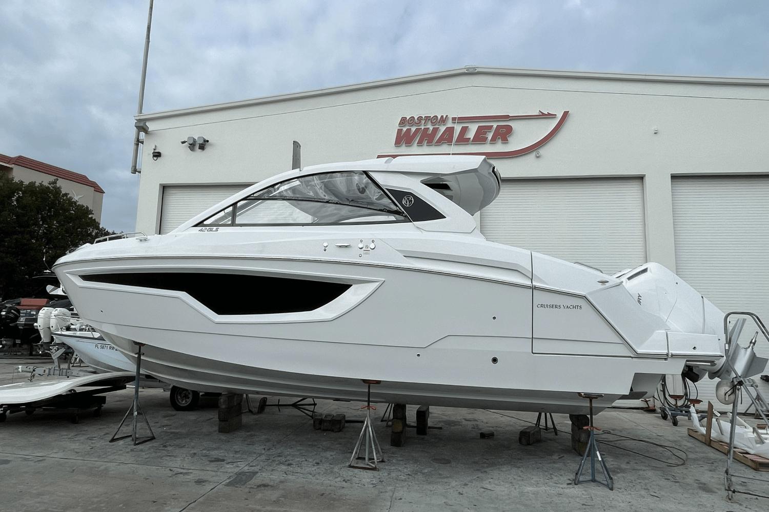 2024 Cruisers Yachts 42GLS OB Cruiser For Sale YachtWorld   9194588 957497901 0 190120240753 1 