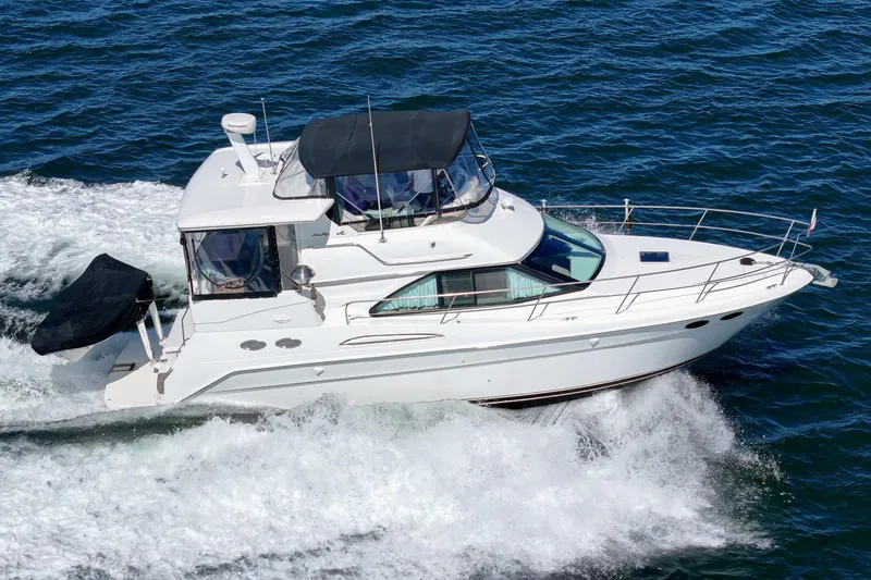 Grato Yacht Photos Pics 