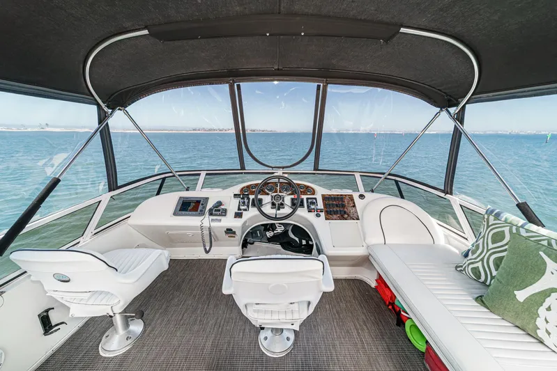 Grato Yacht Photos Pics 