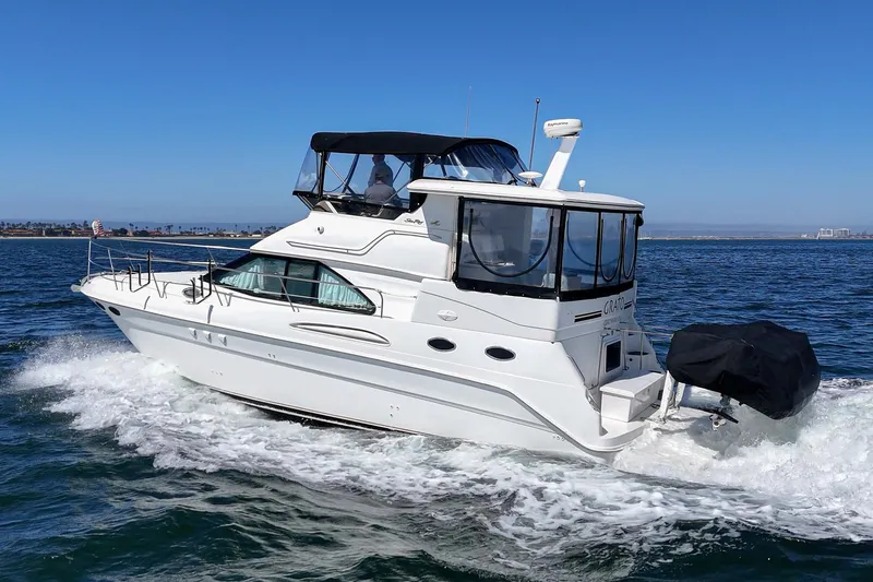 Grato Yacht Photos Pics 