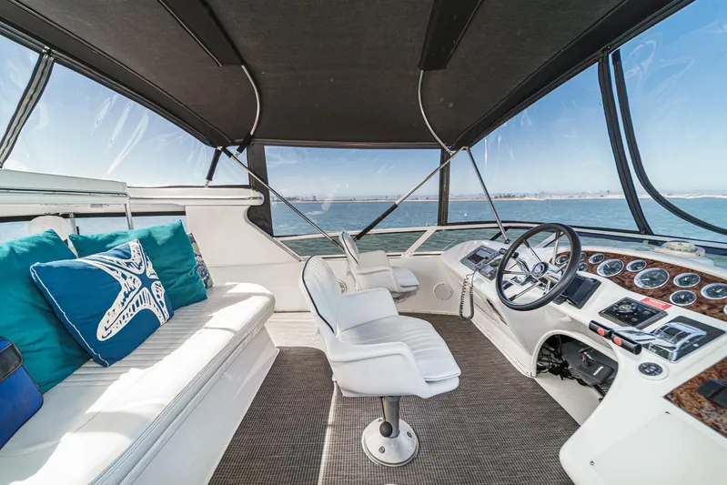 Grato Yacht Photos Pics 