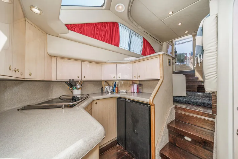 Grato Yacht Photos Pics 