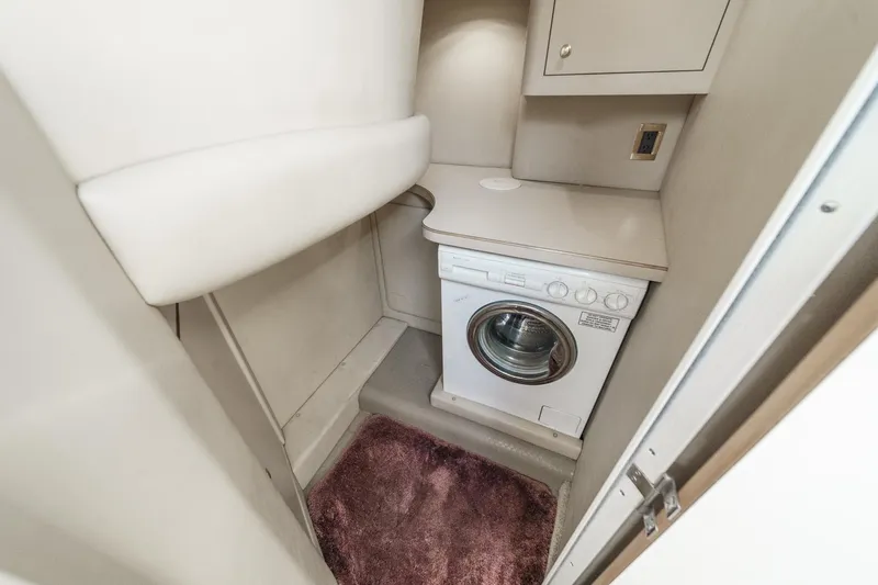 Grato Yacht Photos Pics 