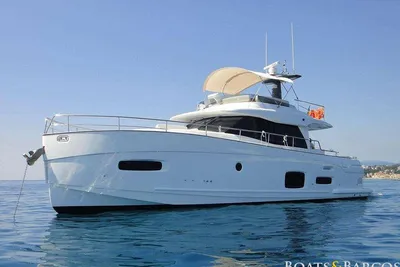 2015 Azimut Magellano 53