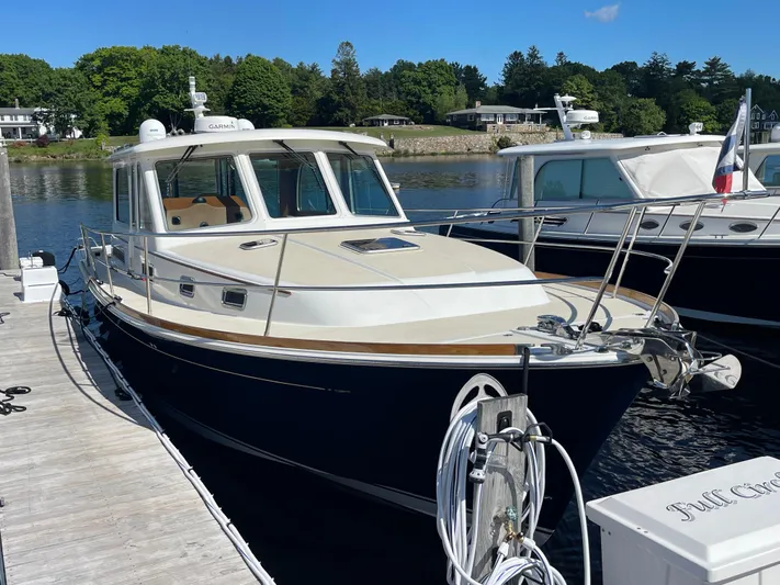 Full Circle Yacht Photos Pics 