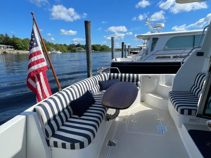 Full Circle Yacht Photos Pics 