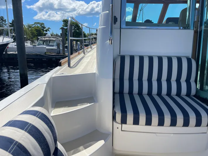 Full Circle Yacht Photos Pics 