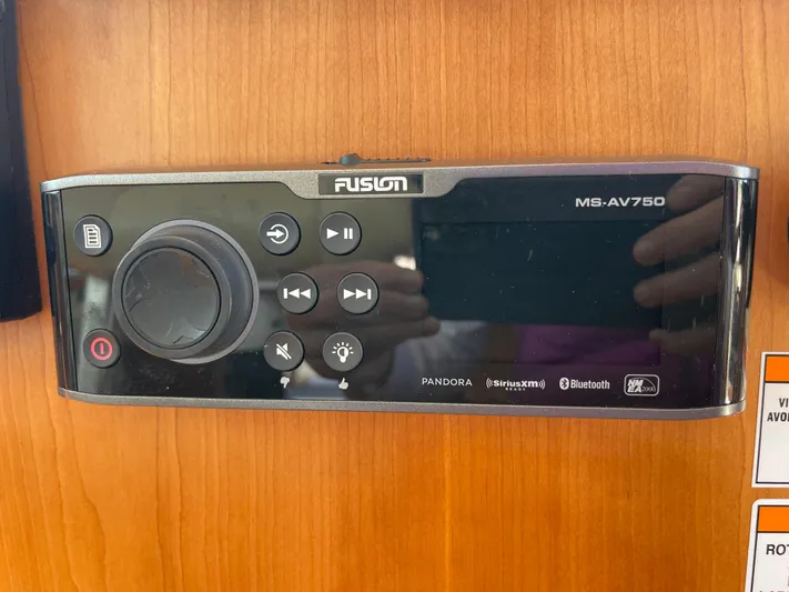 Full Circle Yacht Photos Pics 