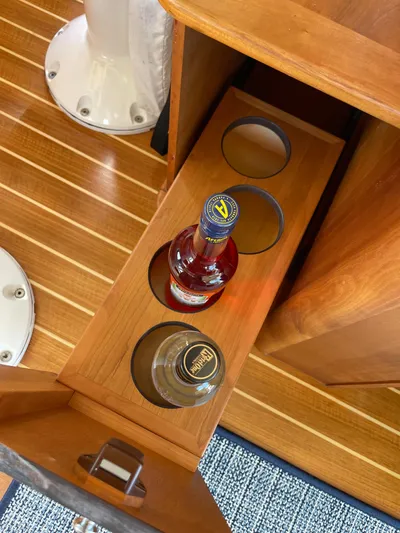 Full Circle Yacht Photos Pics 