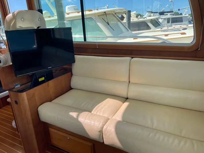 Full Circle Yacht Photos Pics 