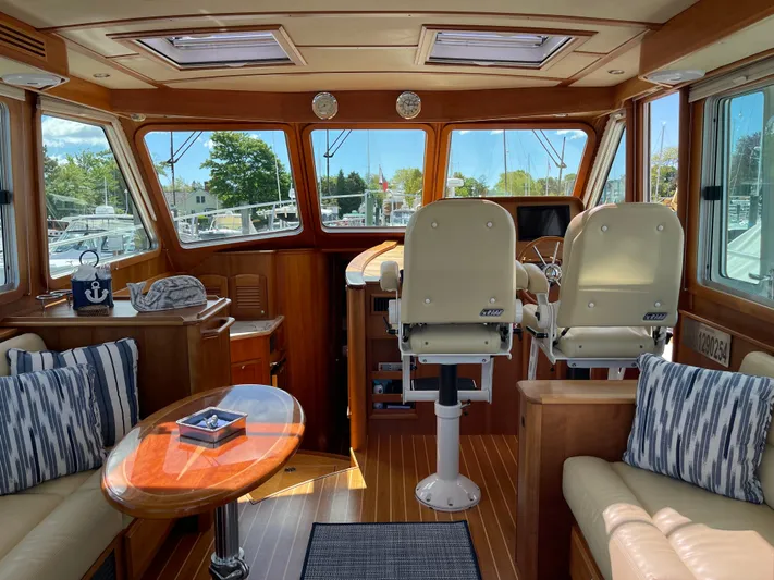 Full Circle Yacht Photos Pics 