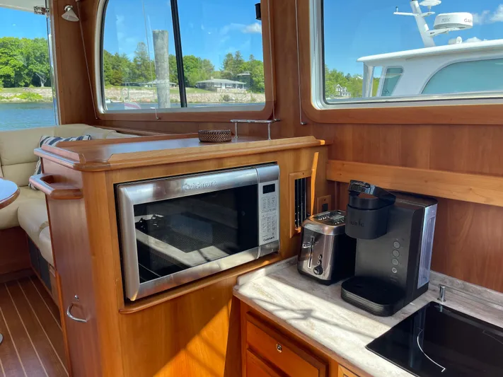 Full Circle Yacht Photos Pics 