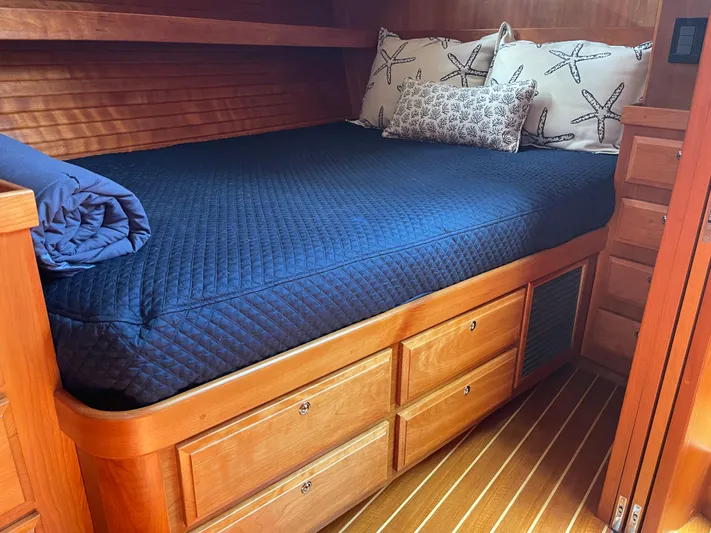 Full Circle Yacht Photos Pics 