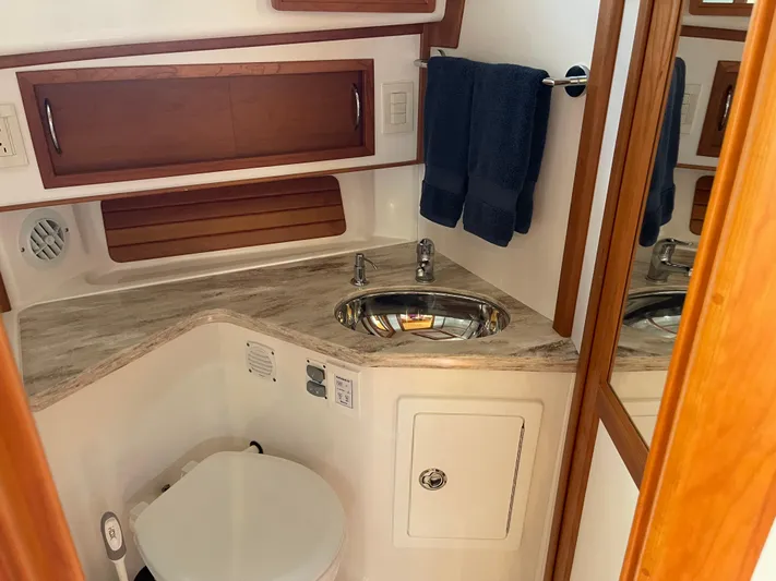 Full Circle Yacht Photos Pics 