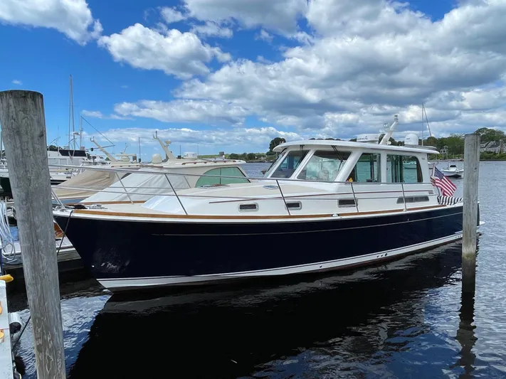 Full Circle Yacht Photos Pics 