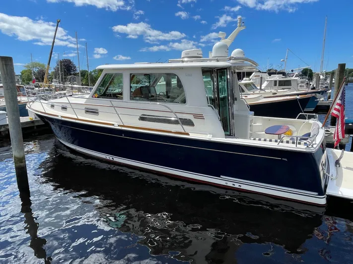 Full Circle Yacht Photos Pics 