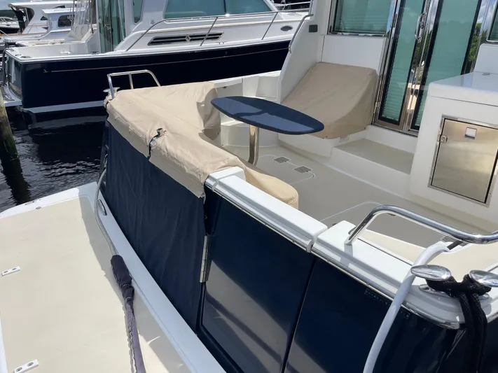 Full Circle Yacht Photos Pics 