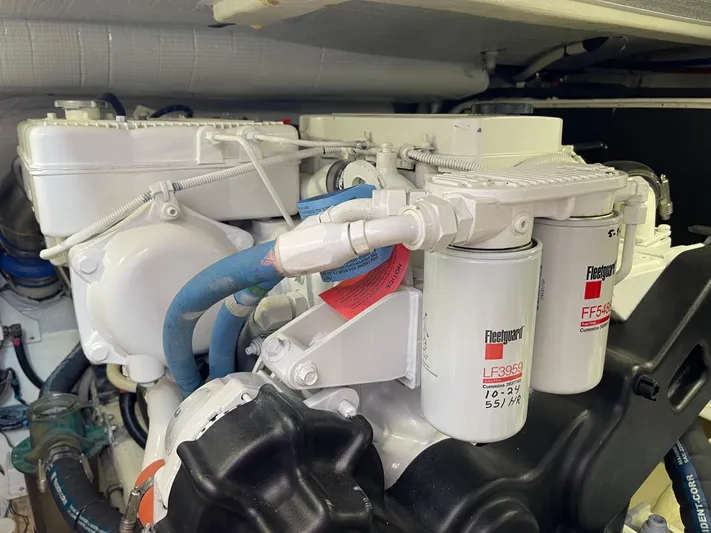 Full Circle Yacht Photos Pics 