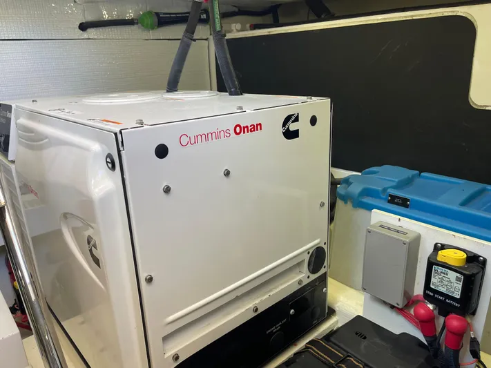 Full Circle Yacht Photos Pics 