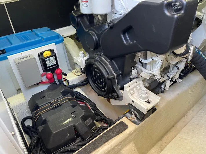 Full Circle Yacht Photos Pics 