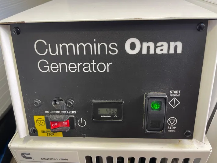 Full Circle Yacht Photos Pics 