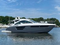 2022 Cruisers Yachts 54 Cantius