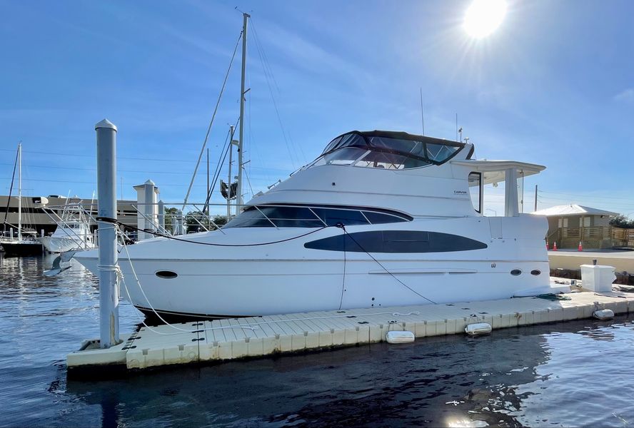 2000 Carver 466 Motor Yacht