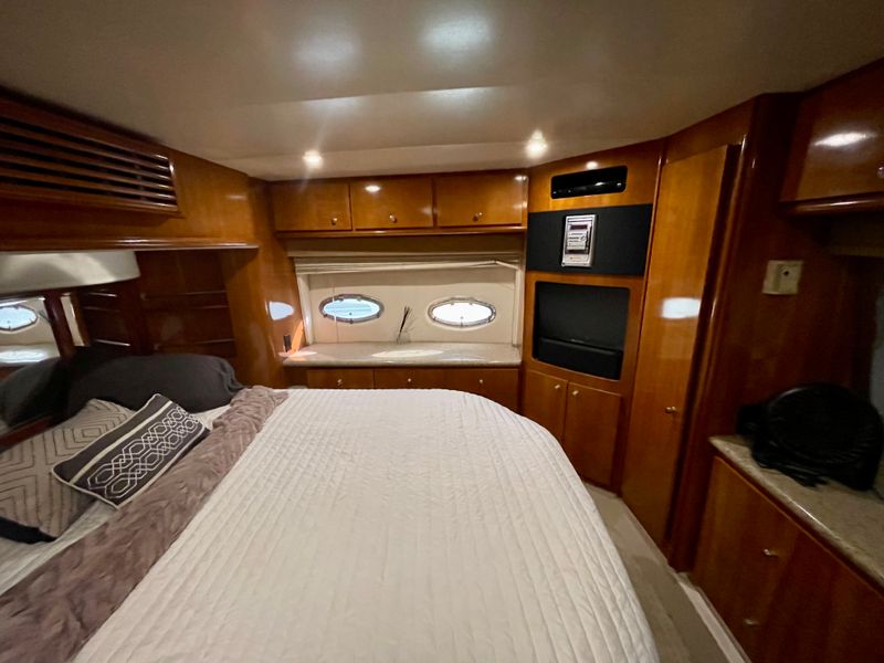 2000 Carver 466 Motor Yacht