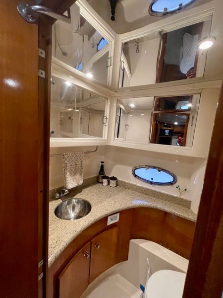 2000 Carver 466 Motor Yacht